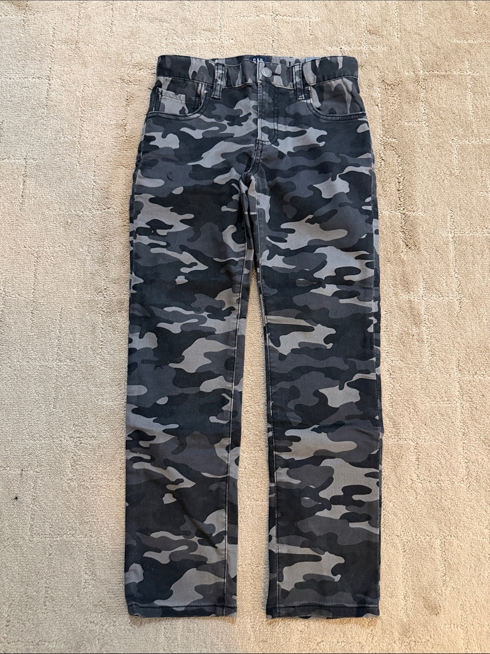 Boys Gray Camo Jeans size 8 NWT